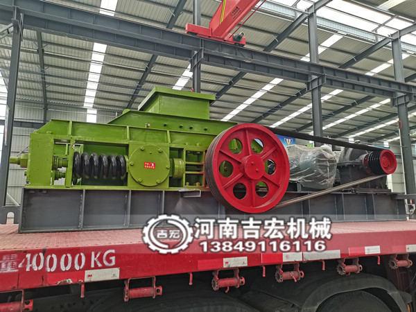 煤炭/焦炭/生石灰破碎專家！雙齒輥機出料規整,成塊率高！